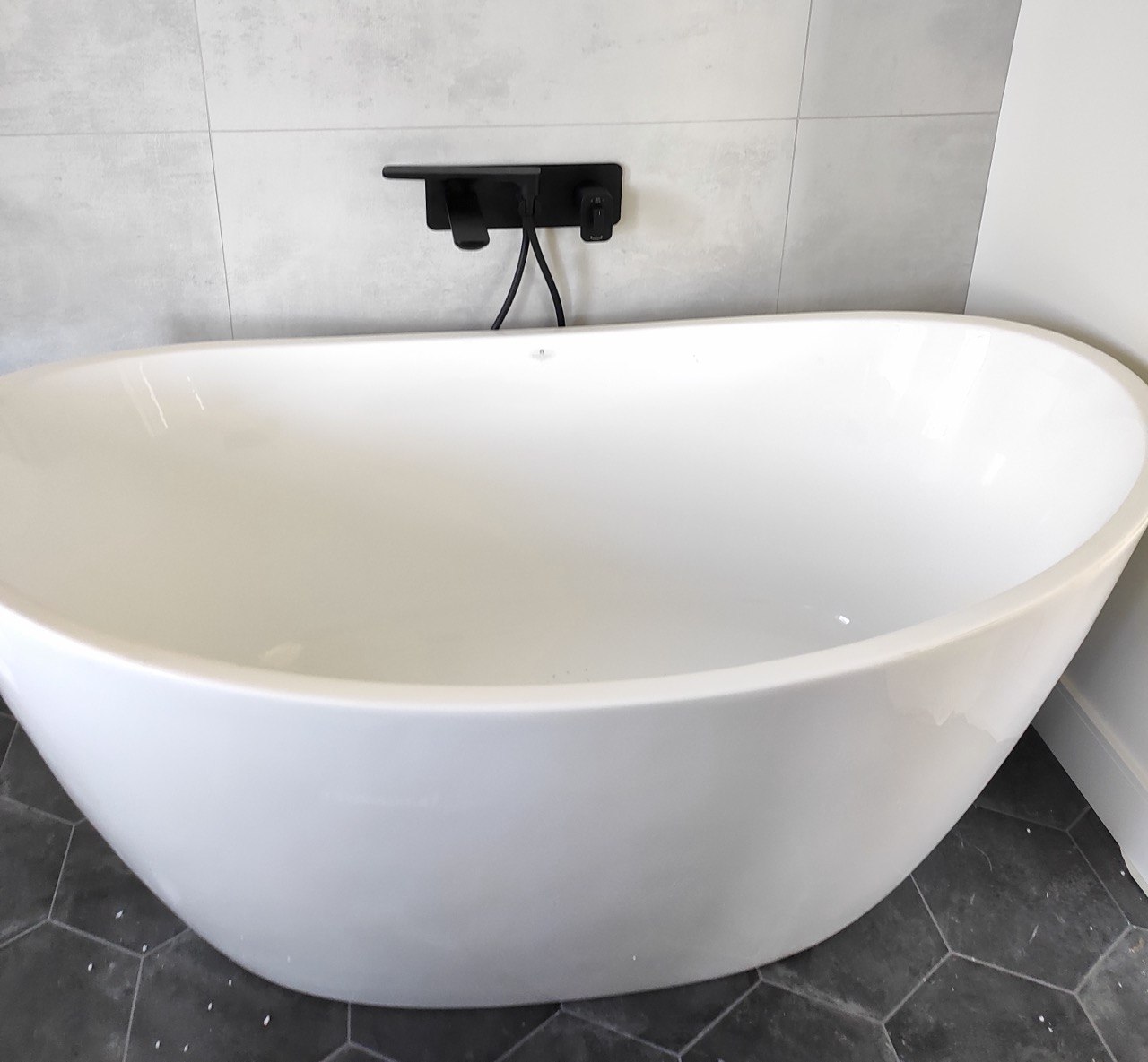 Freestanding Tub & Luxury Bathroom Fixture Installation
