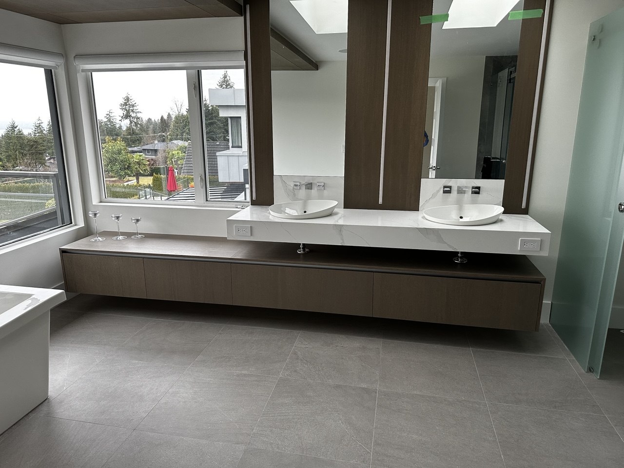 Luxury Master Bathroom Plumbing Installation – West Vancouver