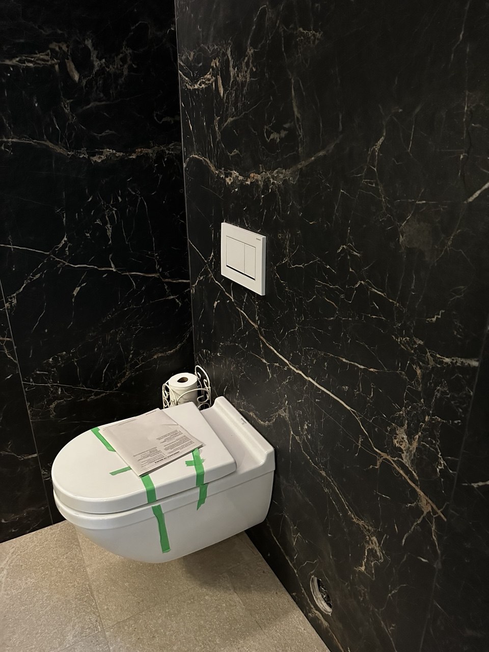 Luxury Residential Renovation & Custom Fixture Installation